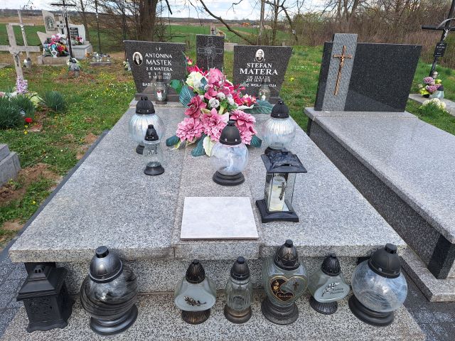 Grób Antonina Mastek