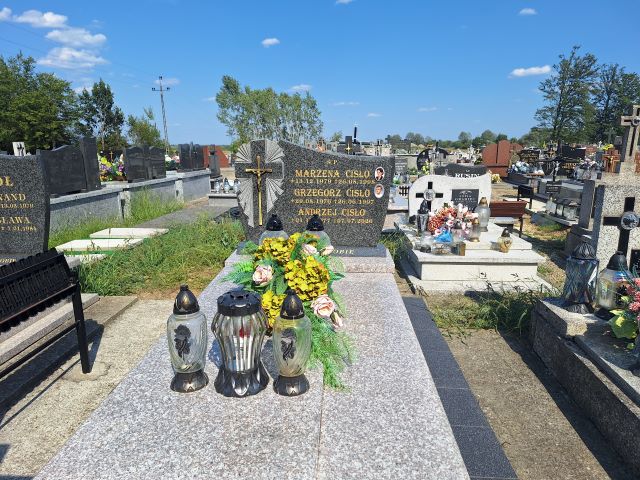Grób Andrzej Cisło